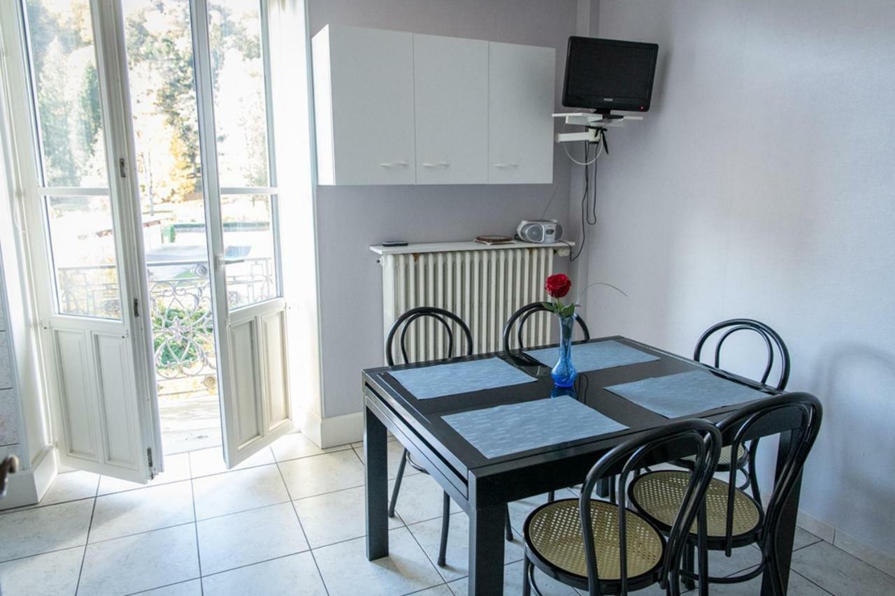 Aux Studios Du Parc Plombieres-les-Bains Bagian luar foto